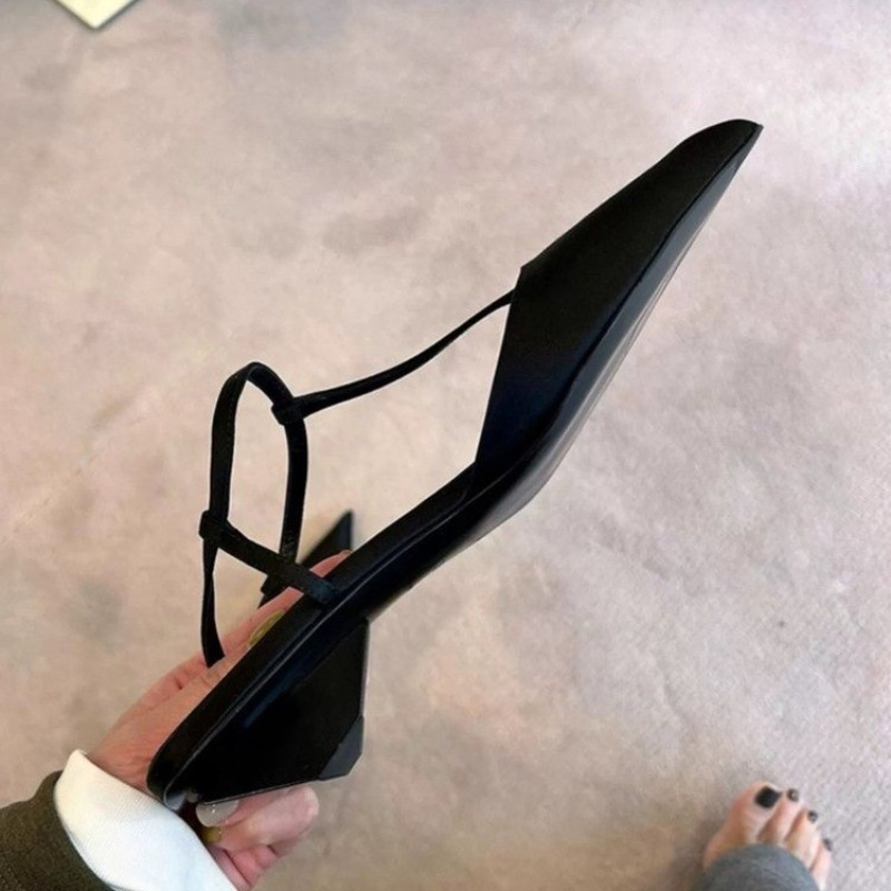 أحذية نسائية ماركة، صنادل نسائ - مراجعة Heels وسعره