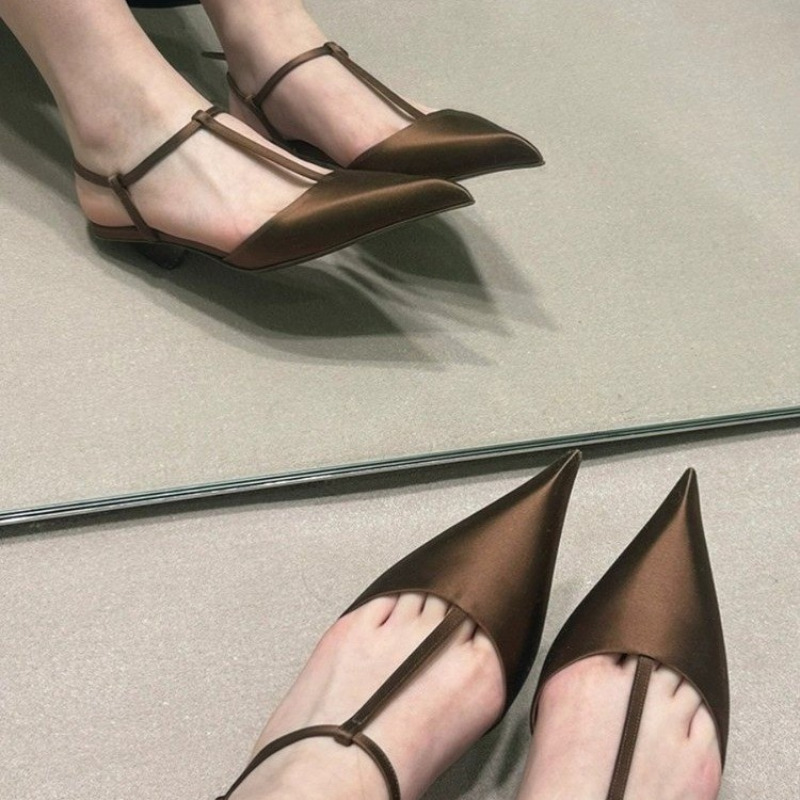 أحذية نسائية ماركة، صنادل نسائ - مراجعة Heels وسعره